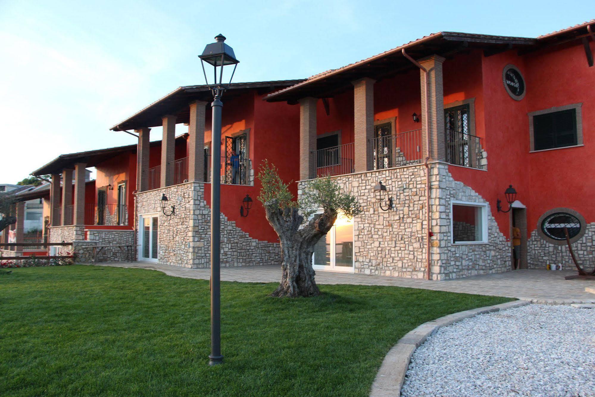B&B I 4 Sentieri Castel San Pietro Romano Buitenkant foto