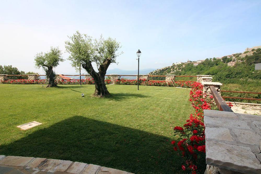 B&B I 4 Sentieri Castel San Pietro Romano Buitenkant foto